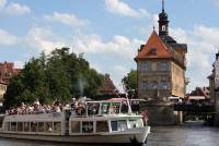 Steigen Sie ein und kommen Sie mit ans Bord der Personenschifffahrt Kropf in Bamberg und genießen Sie unsere angebotenen Hafenrundfahrten.